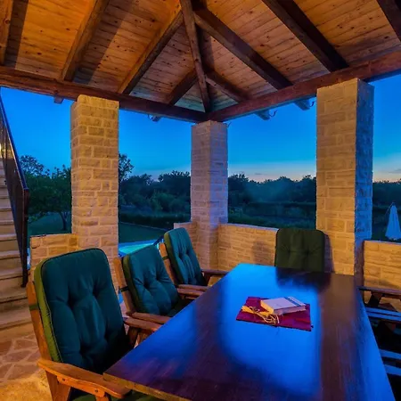 Holiday home Paradiso *